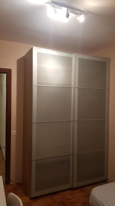 Apartamento Piso Completo 3 Y 2 Banos Palacio Congresos *